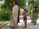 ap2004_0410_111159 * 1600 x 1200 * (610KB)