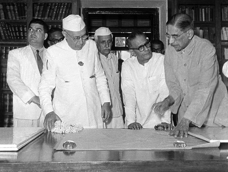 P C Mahalanobis explaining work of the Institute to Jawaharlal Nehru, Prime Minister of India during his visit to ISI on December 15, 1953 